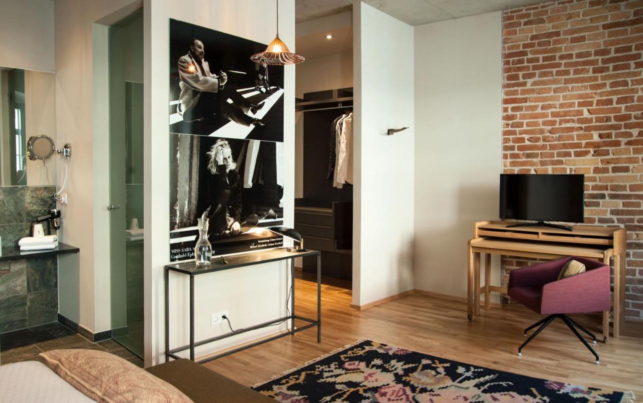 Emmerich Hotel Goerlitz Ngoại thất bức ảnh A room at the hotel