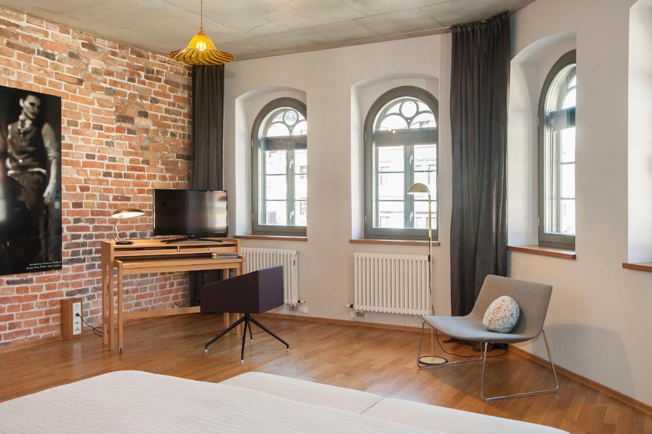 Emmerich Hotel Goerlitz Ngoại thất bức ảnh A room at the Hotel St. Peter